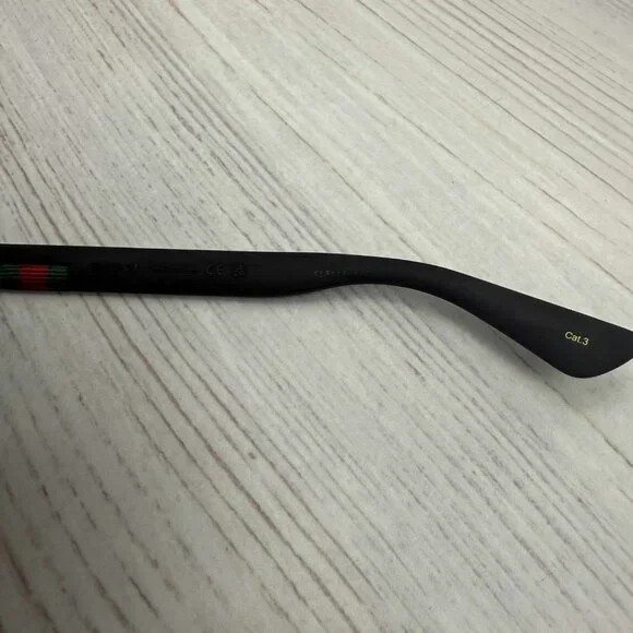 GUCCI GG0010S 001 Sunglasses Black Frame Grey Lenses 58mm - Picture 9 of 9